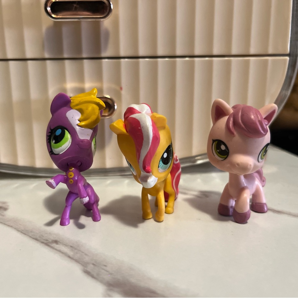 Littlest Pet Shop Horses Set LPS Horse #3131 Horse #2840 & Horse #1331 5/$25